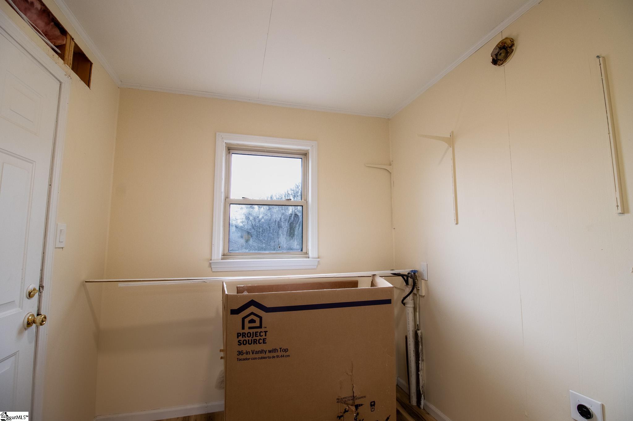 607 Holmes Street Gaffney, SC 29341 - Photo 7 of 18