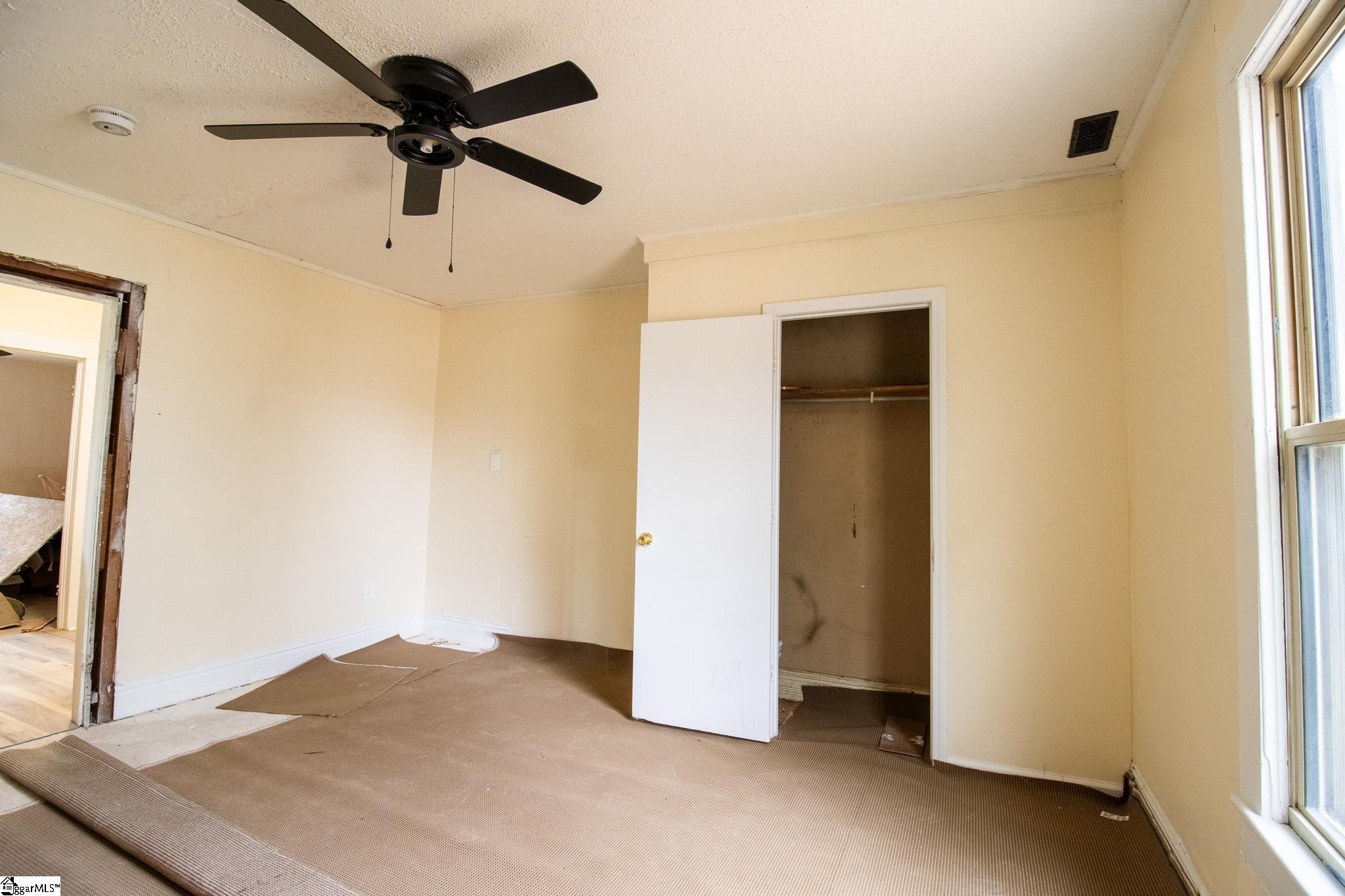 607 Holmes Street Gaffney, SC 29341 - Photo 8 of 18