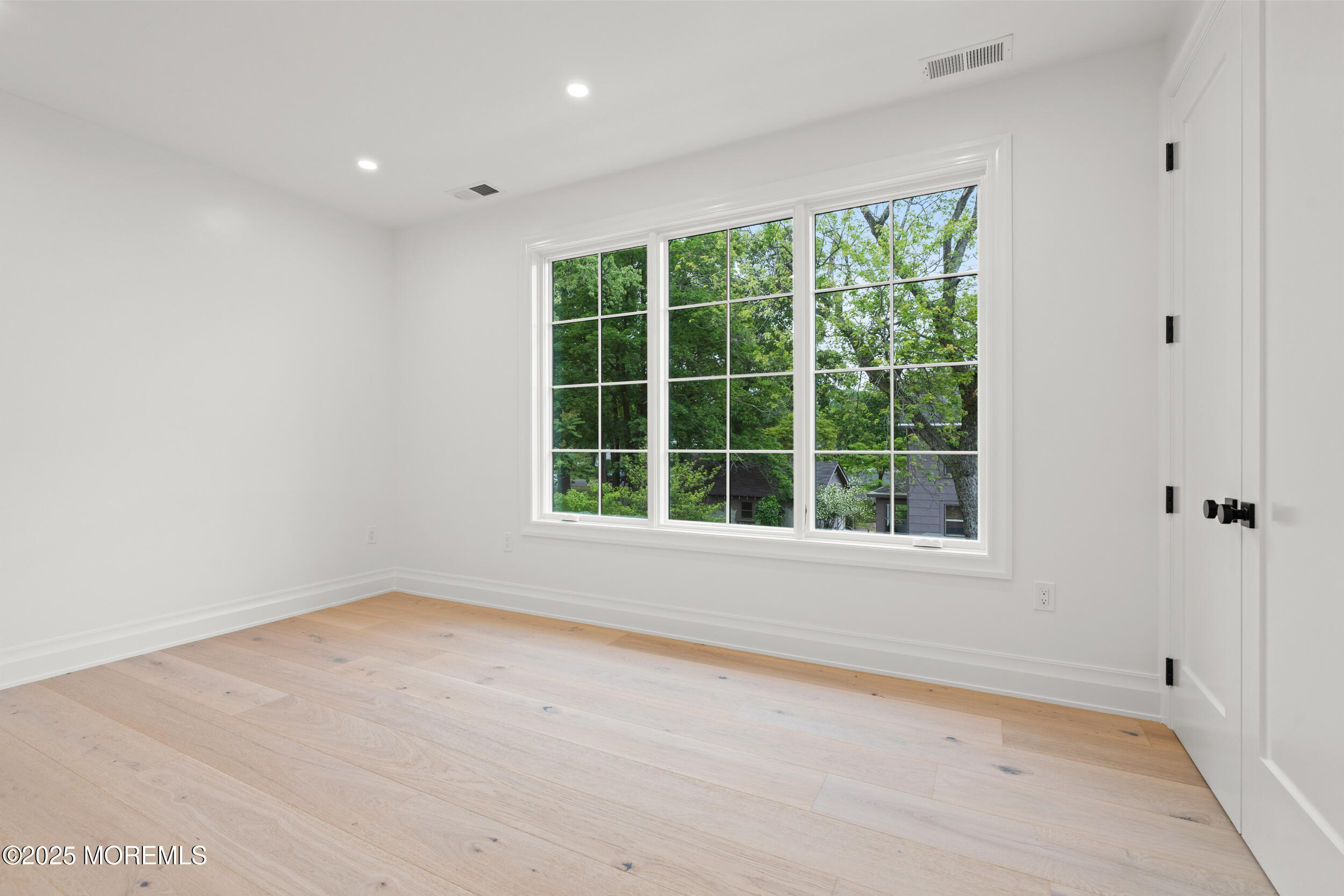 2 Deborah Place Oakhurst, NJ 07755 - Photo 41 of 82 an empty room with a window