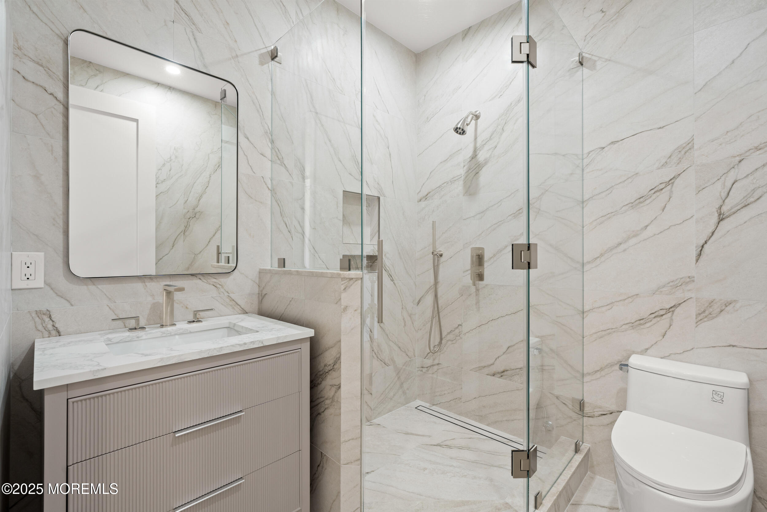 2 Deborah Place Oakhurst, NJ 07755 - Photo 44 of 82 044