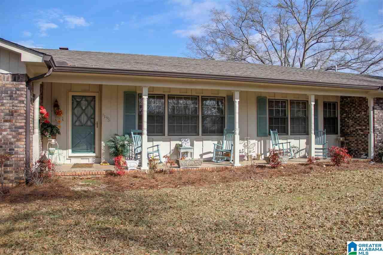 1195 Spring Garden Street Pelham, AL 35124 - Photo 4 of 39
