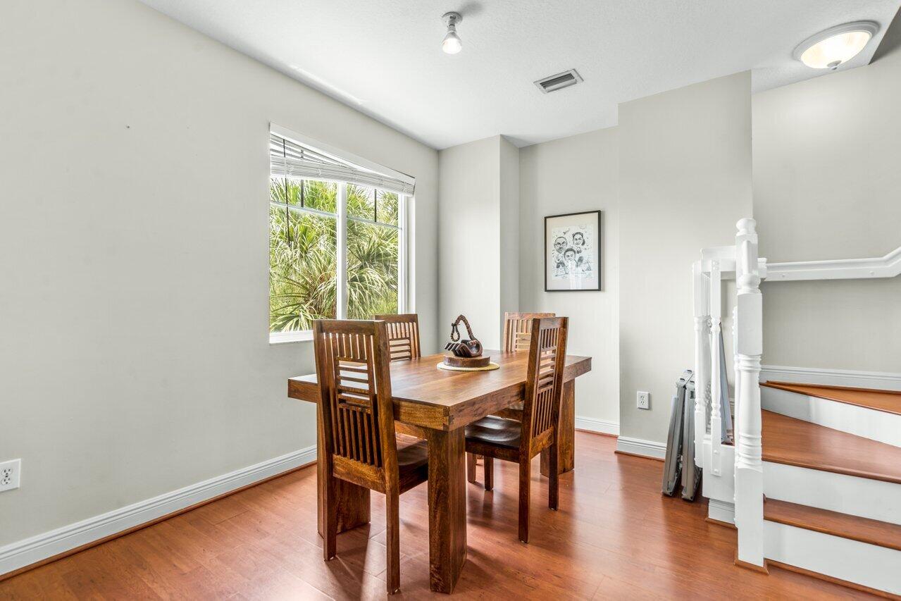 655 Northwest 38th Circle Boca Raton, FL 33431 - Photo 8 of 28 008-655Northwest38thCircle-BocaRaton-FL-