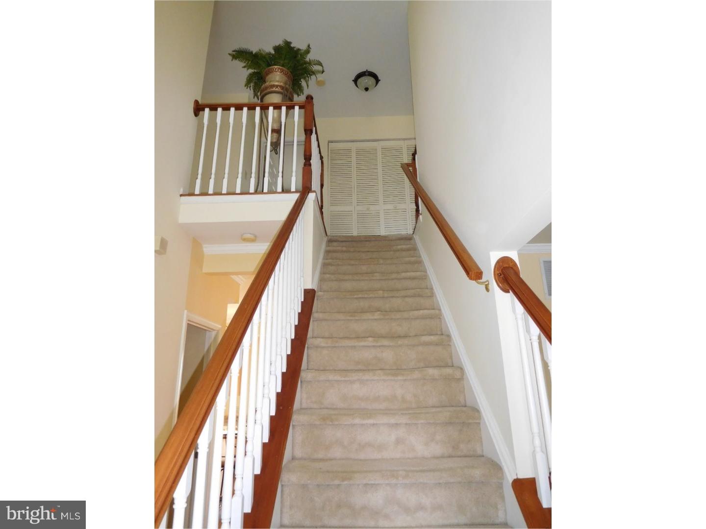 607 Old State Road Middletown, DE 19709 - Photo 13 of 25 Hallway