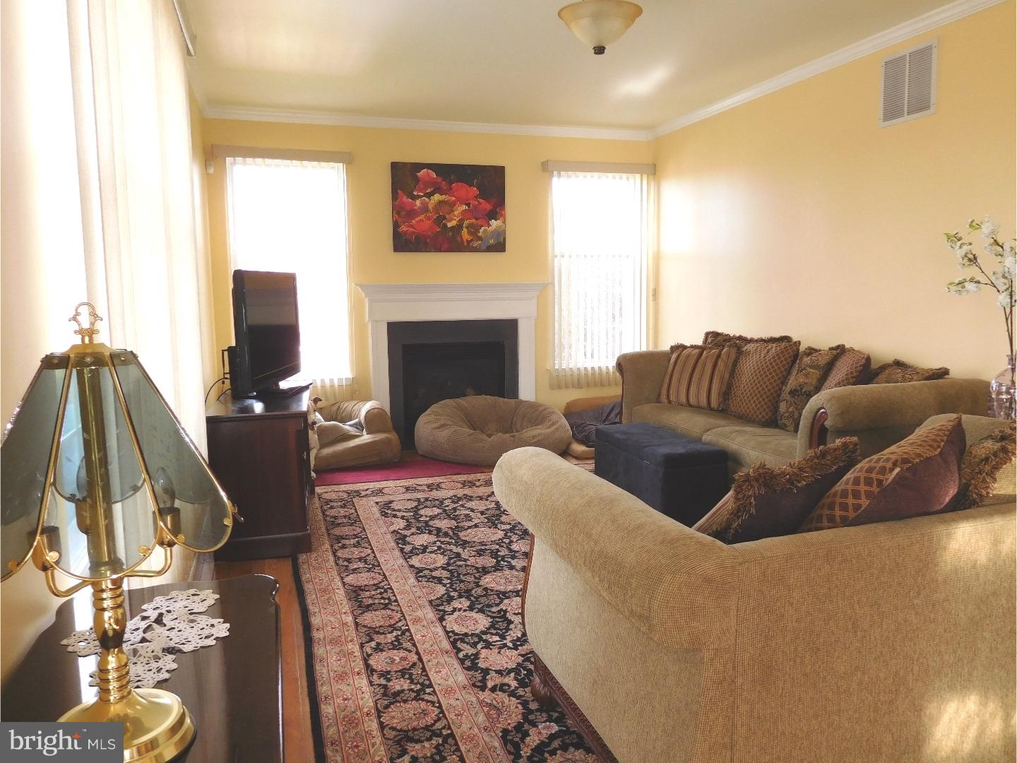 607 Old State Road Middletown, DE 19709 - Photo 5 of 25 Family Room