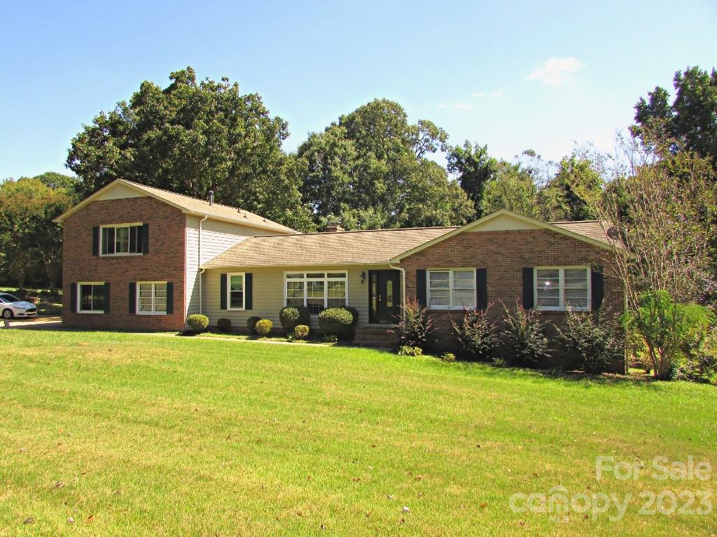 1140 Neely Store Road Rock Hill, SC 29730 - Photo 2 of 12 Gallery Image 2
