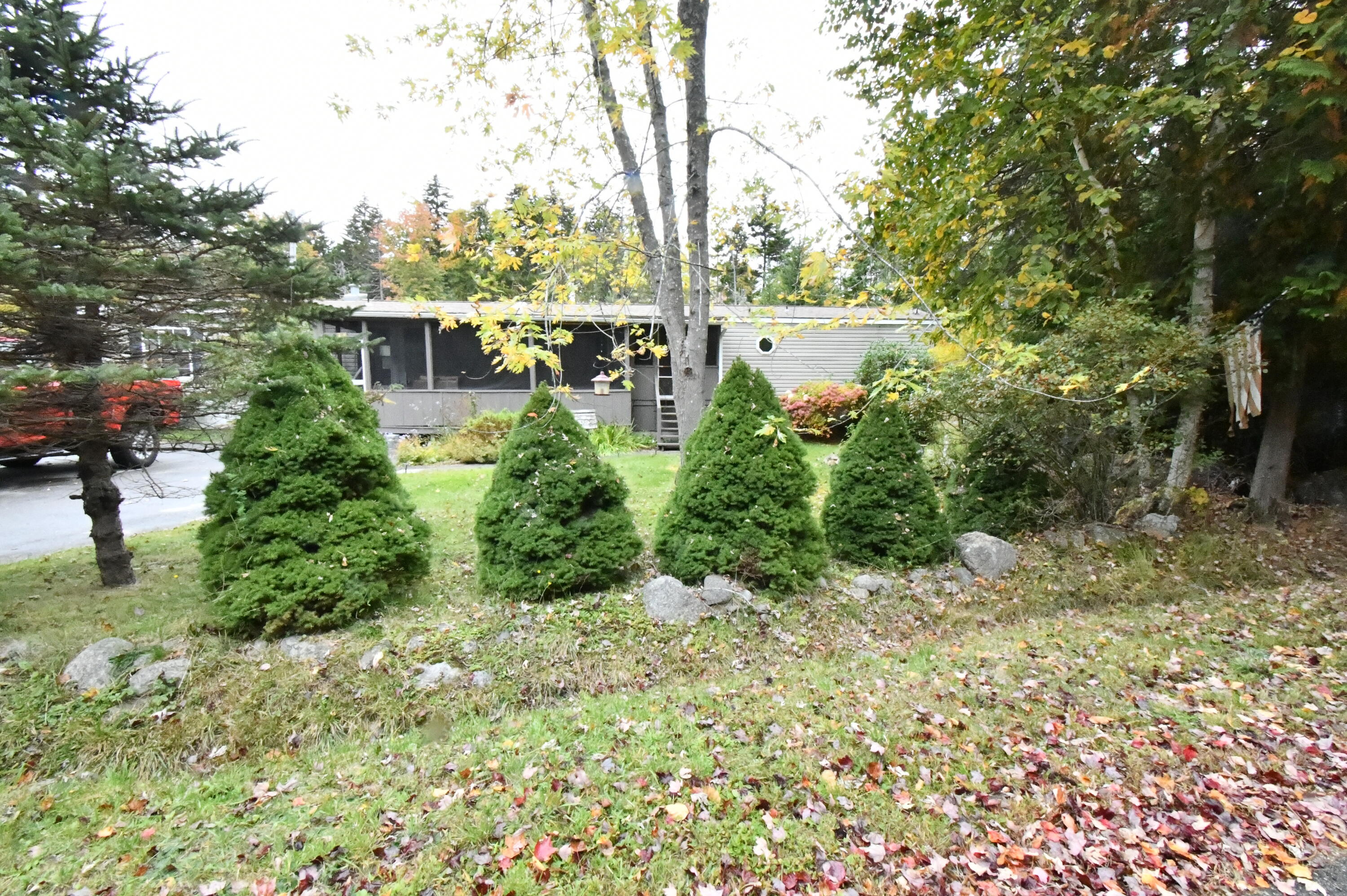 42 Hillside Road Brooklin, ME 04616 - Photo 2 of 40 C4D90CEA-E0D7-48D2-A591-D064509E70A8