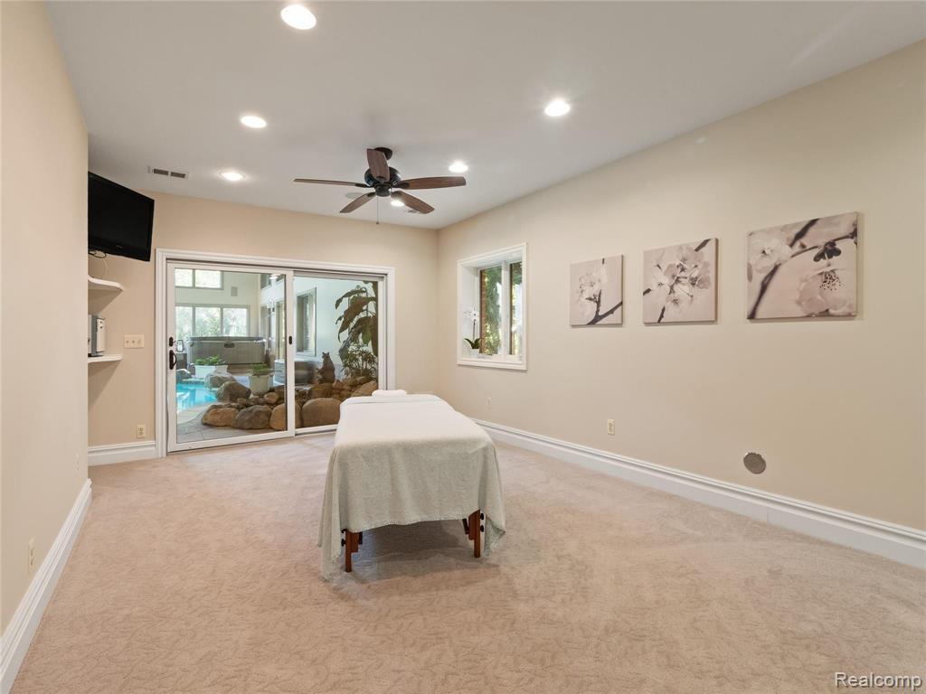 36663 Howard Road Farmington, MI 48331 - Photo 41 of 47