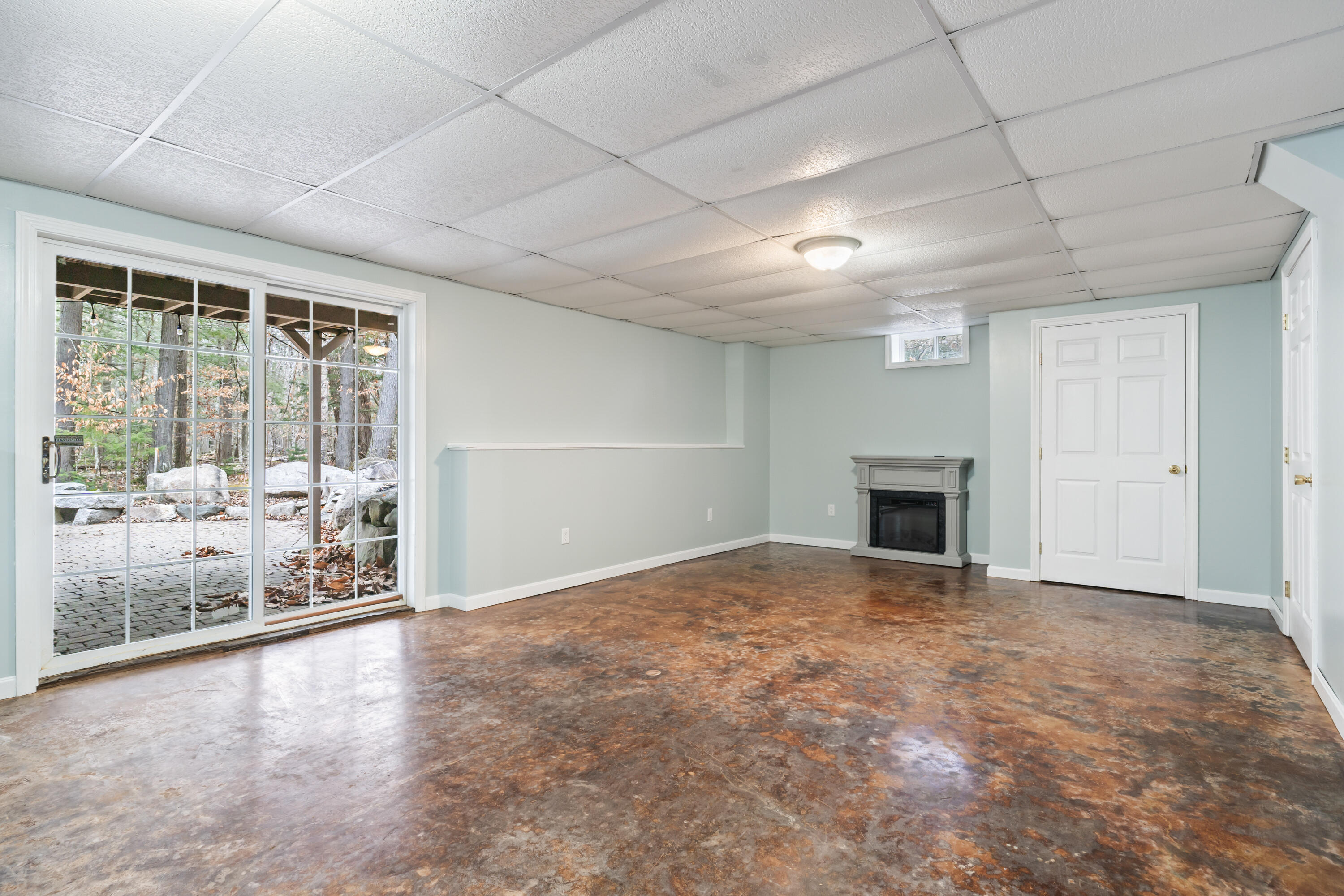 119 Hearthside Road Standish, ME 04084 - Photo 54 of 67 53 rec