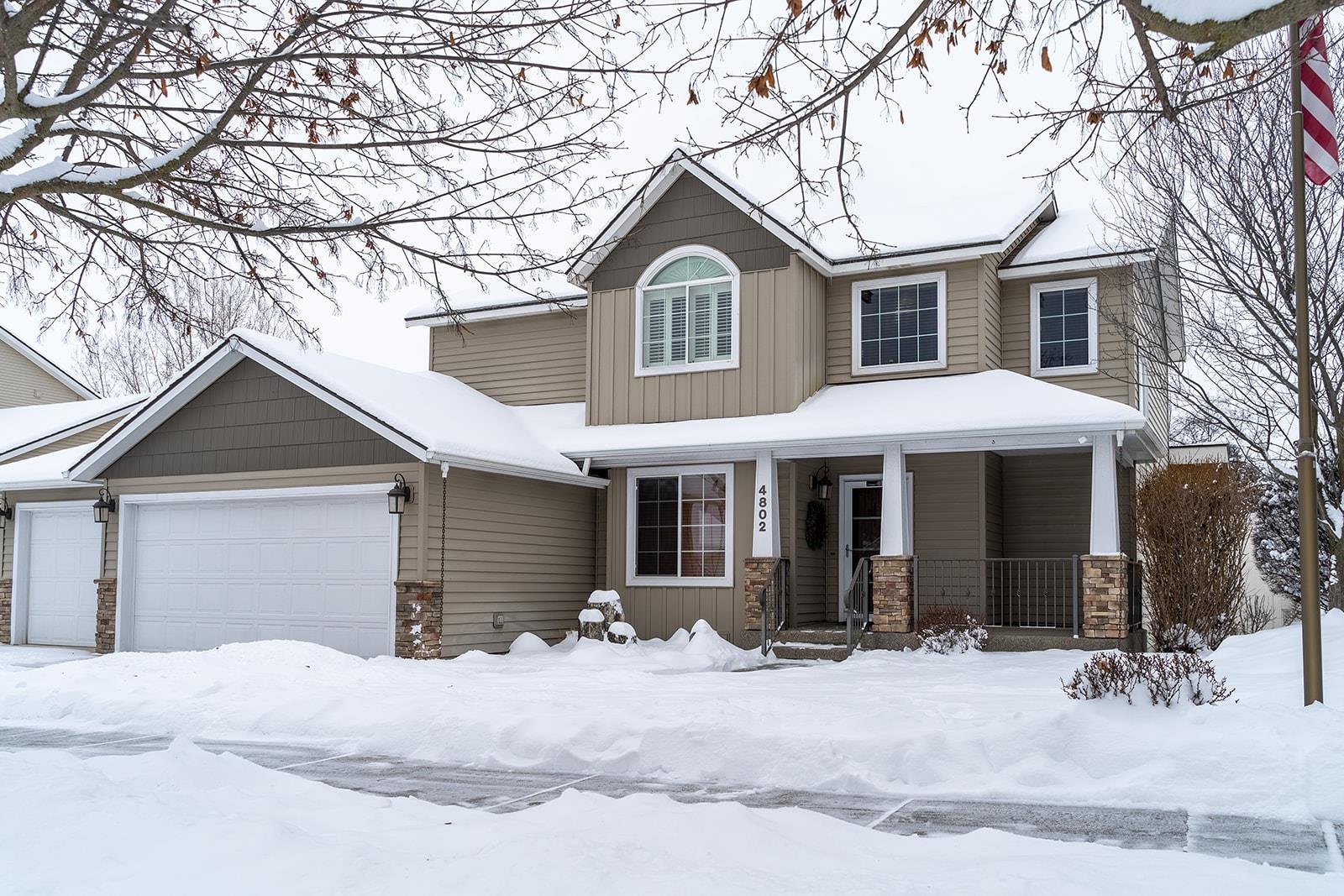 4802 North Willow Road Spokane, WA 99206 - Photo 1 of 36 Gallery Image 1