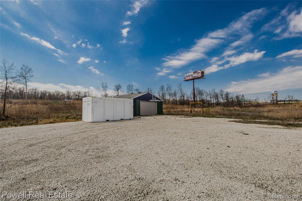 4118 Griswold Road Port Huron, MI 48060 - Photo 10 of 43