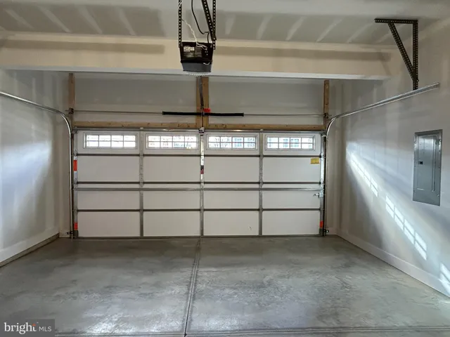 $323,575 | 121 Magnolia Drive, Middletown, PA 17057