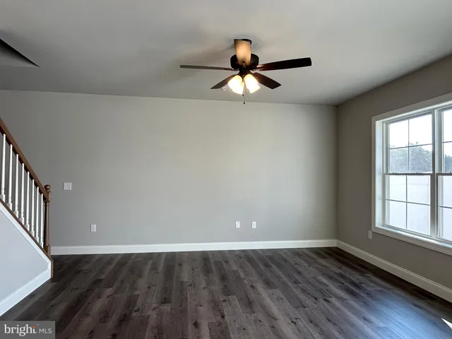 $323,575 | 121 Magnolia Drive, Middletown, PA 17057