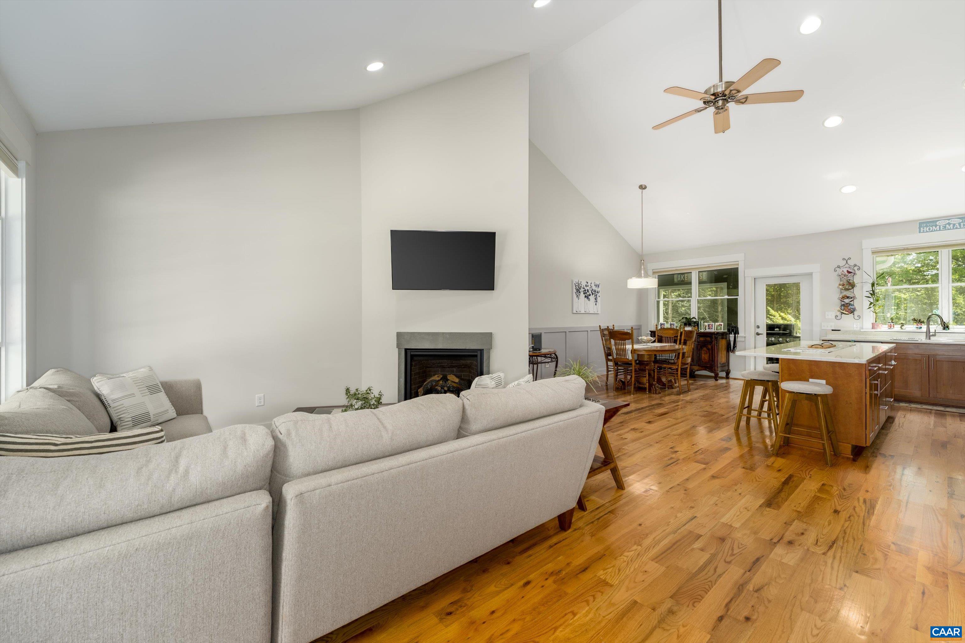 336 Bear Run Road Stanardsville, VA 22973 - Photo 5 of 67 Gallery Image 5