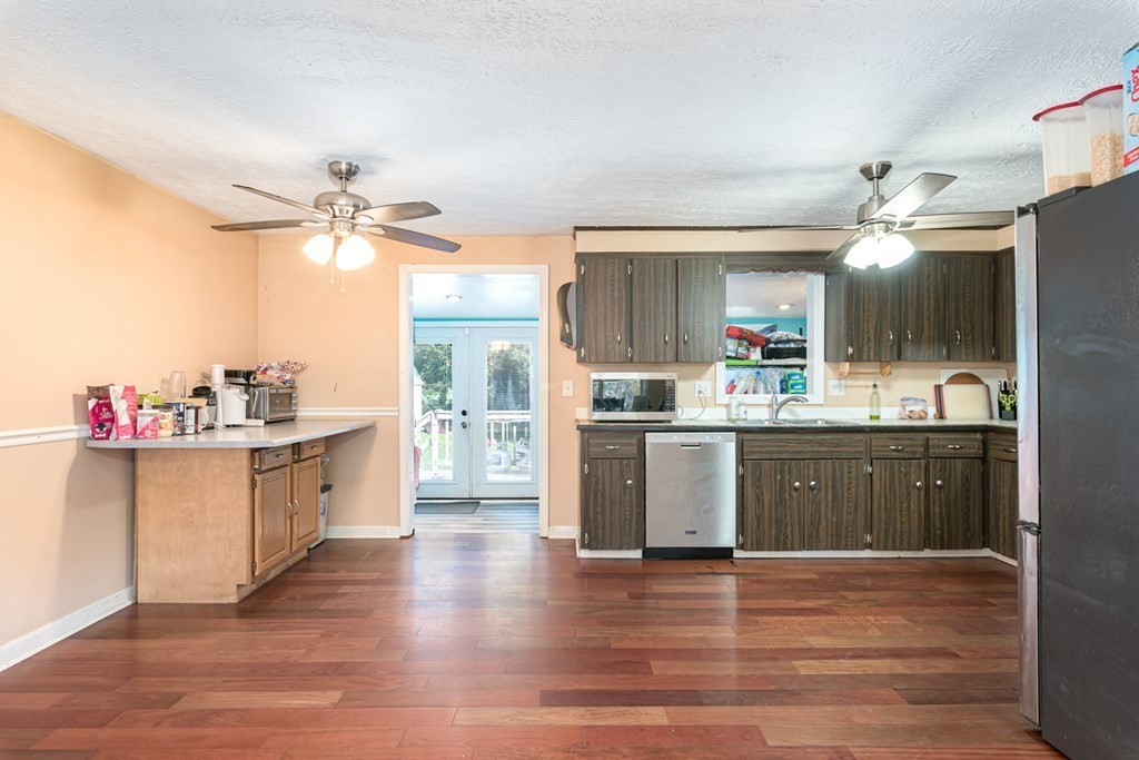 269 Charlton Road Spencer, MA 01562 - Photo 6 of 42 Gallery Image 6