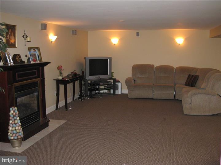 9 Glendon Road Hamilton, NJ 08610 - Photo 12 of 16 Basement - Finished