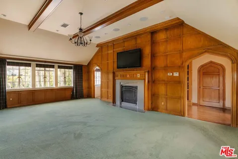 $17,800,000 | 1017 Ridgedale Drive, Beverly Hills, CA 90210