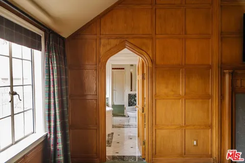 $17,800,000 | 1017 Ridgedale Drive, Beverly Hills, CA 90210