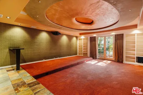 $17,800,000 | 1017 Ridgedale Drive, Beverly Hills, CA 90210