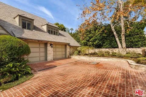 $17,800,000 | 1017 Ridgedale Drive, Beverly Hills, CA 90210