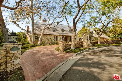 $17,800,000 | 1017 Ridgedale Drive, Beverly Hills, CA 90210