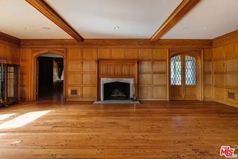 $17,800,000 | 1017 Ridgedale Drive, Beverly Hills, CA 90210