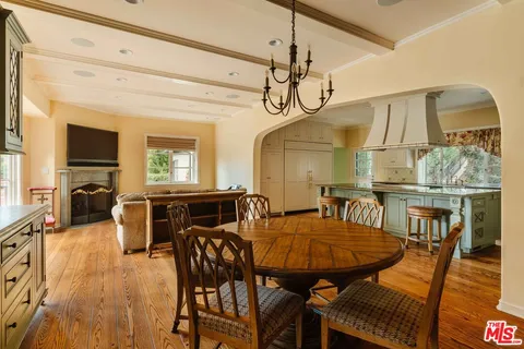 $17,800,000 | 1017 Ridgedale Drive, Beverly Hills, CA 90210