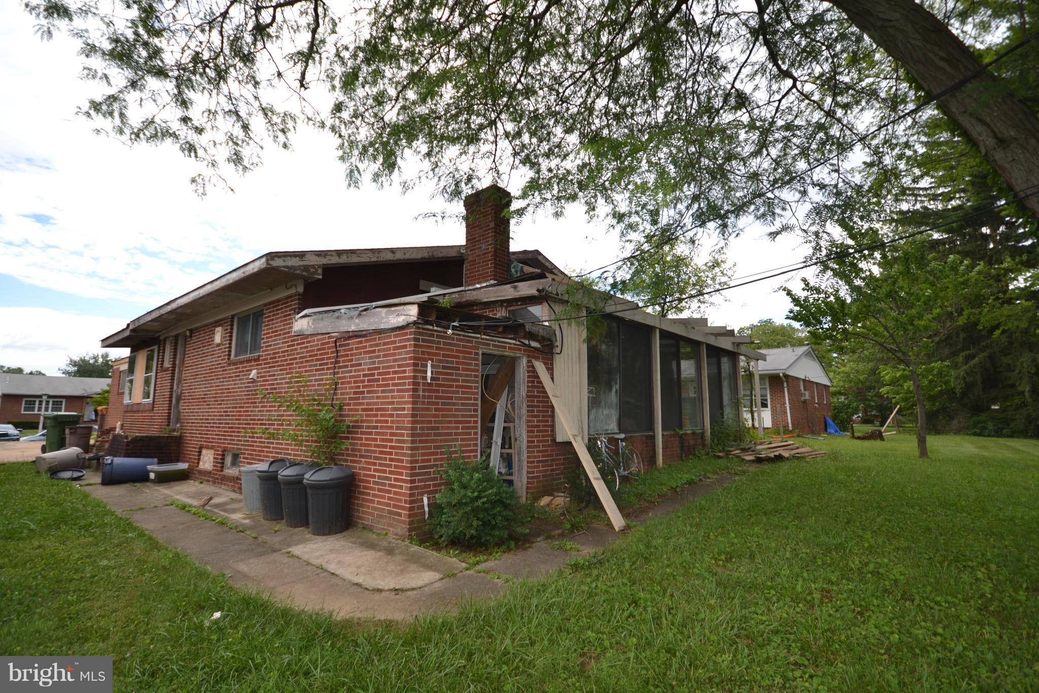 3107 Shelburne Road Baltimore, MD 21208 - Photo 2 of 24 Exterior (General)