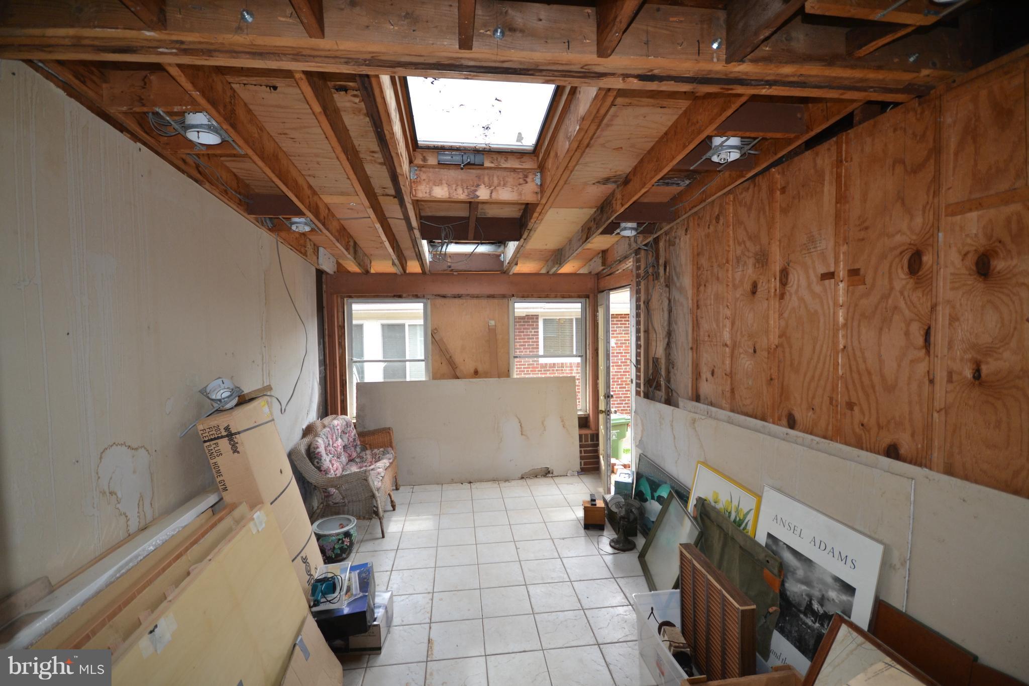 3107 Shelburne Road Baltimore, MD 21208 - Photo 11 of 24 Interior (General)