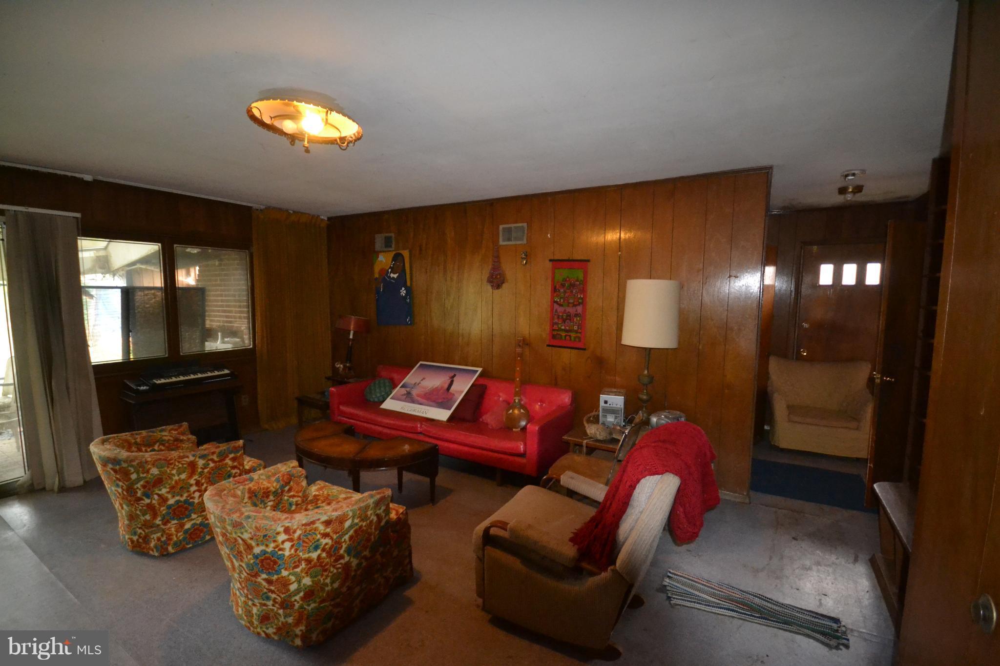 3107 Shelburne Road Baltimore, MD 21208 - Photo 12 of 24 Interior (General)