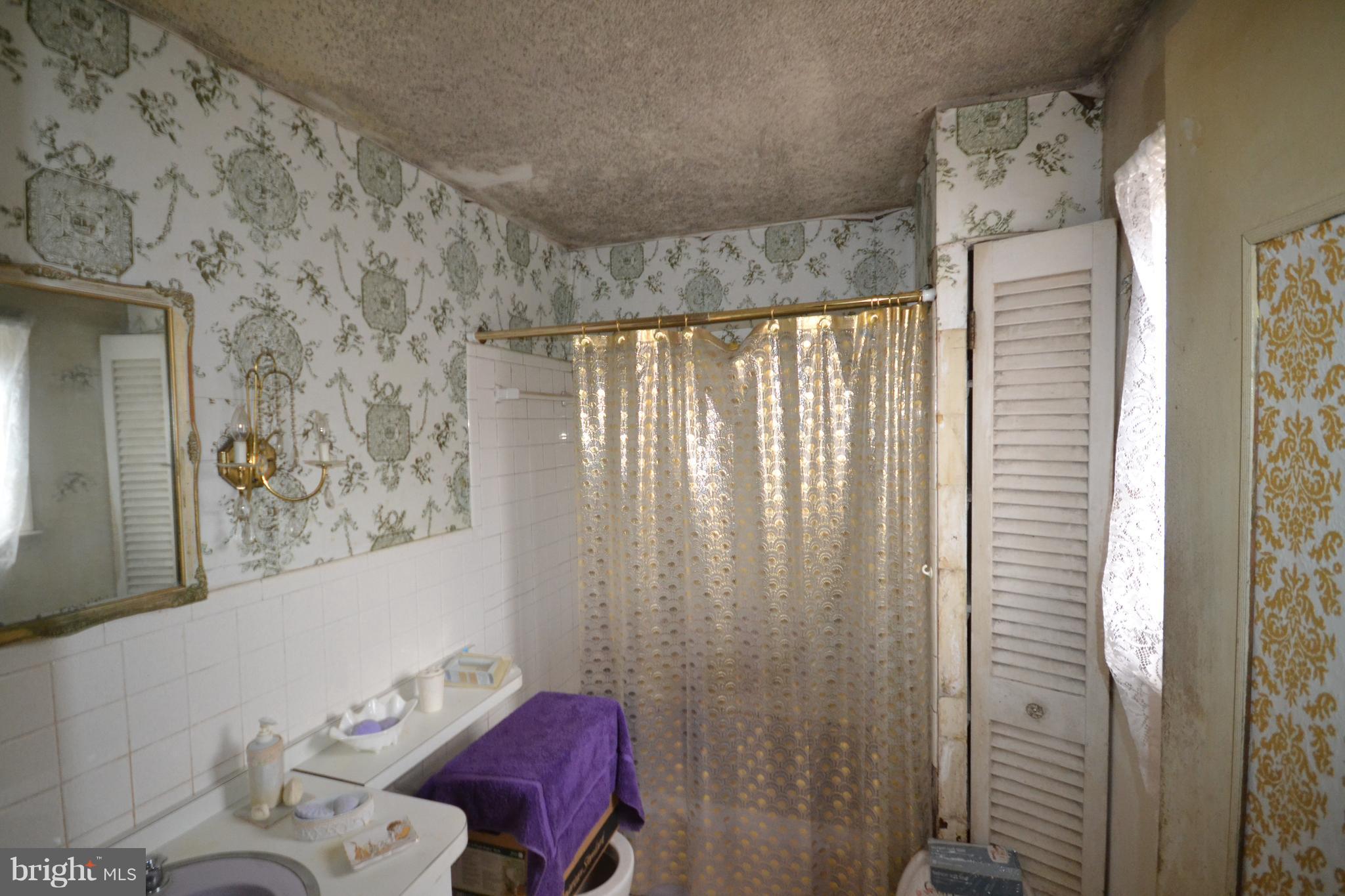 3107 Shelburne Road Baltimore, MD 21208 - Photo 18 of 24 Interior (General)