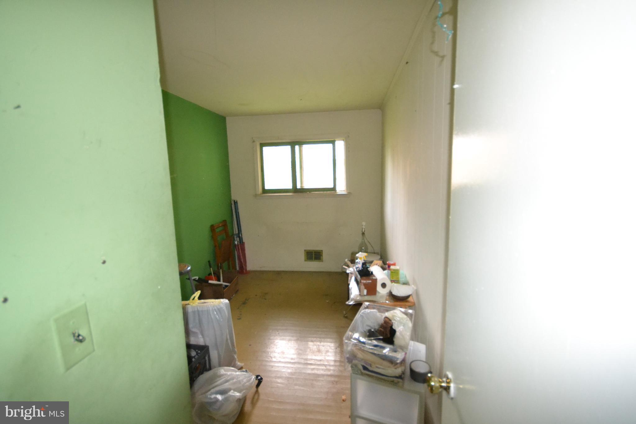 3107 Shelburne Road Baltimore, MD 21208 - Photo 8 of 24 Interior (General)
