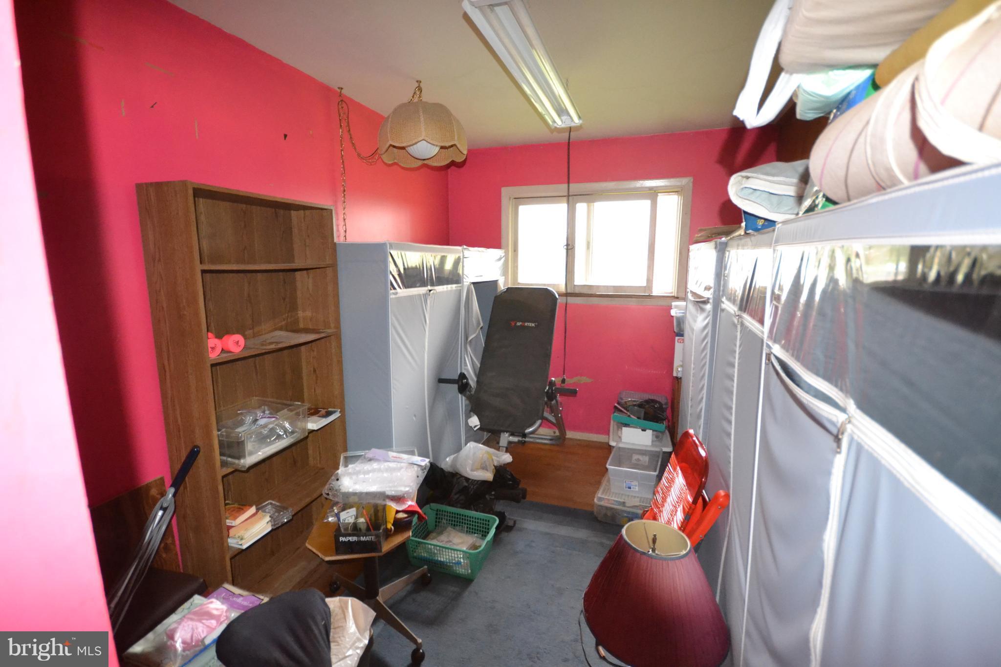 3107 Shelburne Road Baltimore, MD 21208 - Photo 10 of 24 Interior (General)