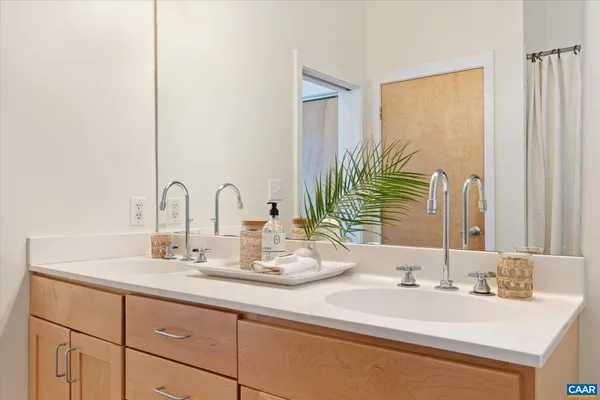 $869,000 | 202 Douglas Avenue, Unit 3D, Charlottesville, VA 22902