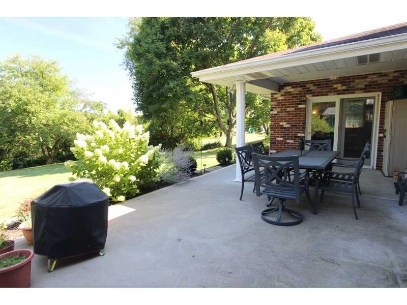 450 Herbst Manor Road Coraopolis, PA 15108 - Photo 9 of 19 Patio/Deck.