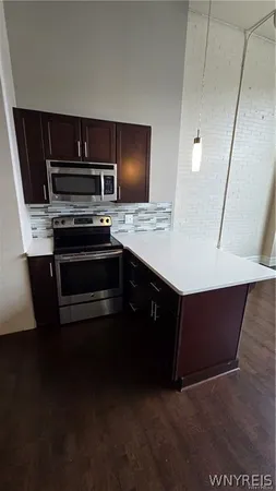 $1,700 | 2917 Main Street, Unit 202, Buffalo, NY 14214