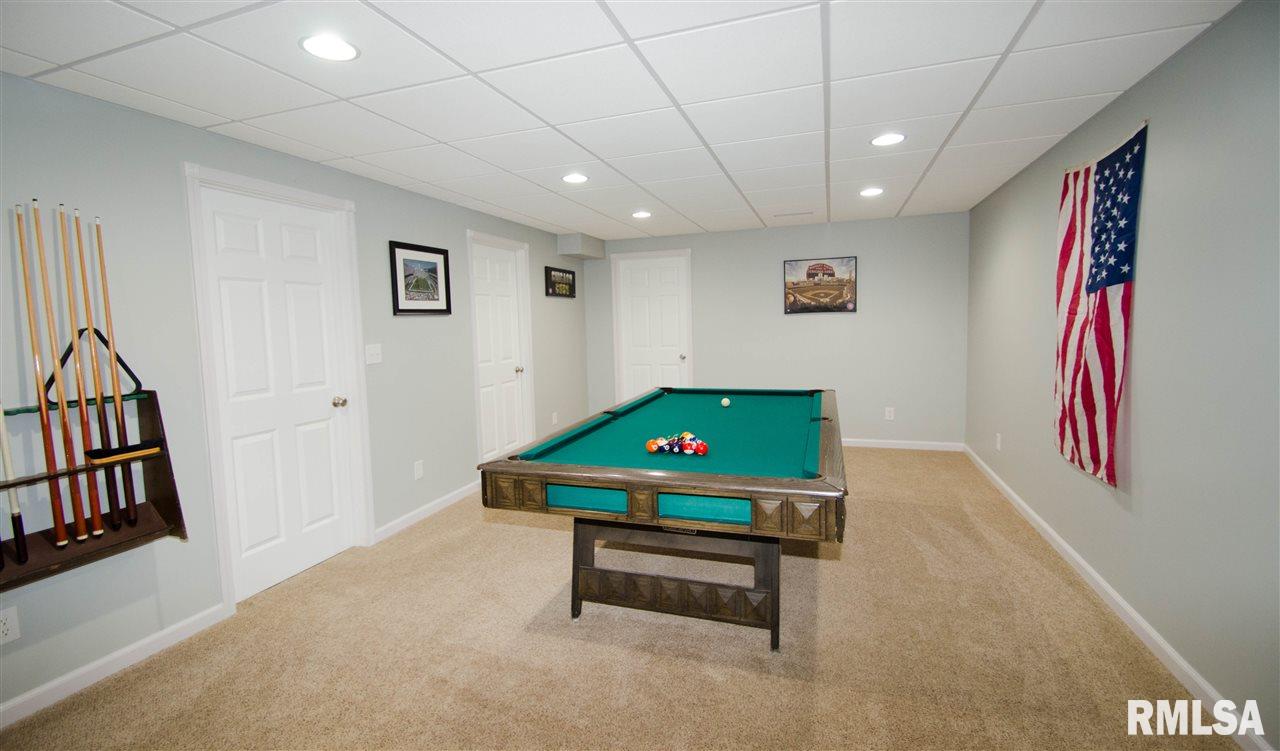 2114 Plum Tree Road Bettendorf, IA 52722 - Photo 20 of 21 Gallery Image 20