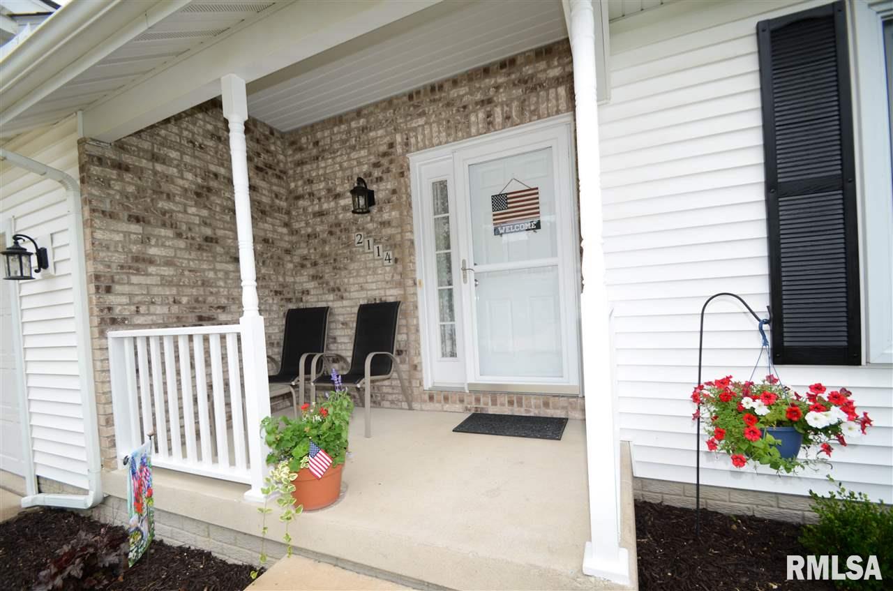 2114 Plum Tree Road Bettendorf, IA 52722 - Photo 2 of 21 Gallery Image 2