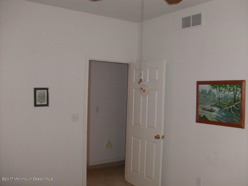 45 Tennyson Road Brick, NJ 08724 - Photo 17 of 23 a view of a hallway