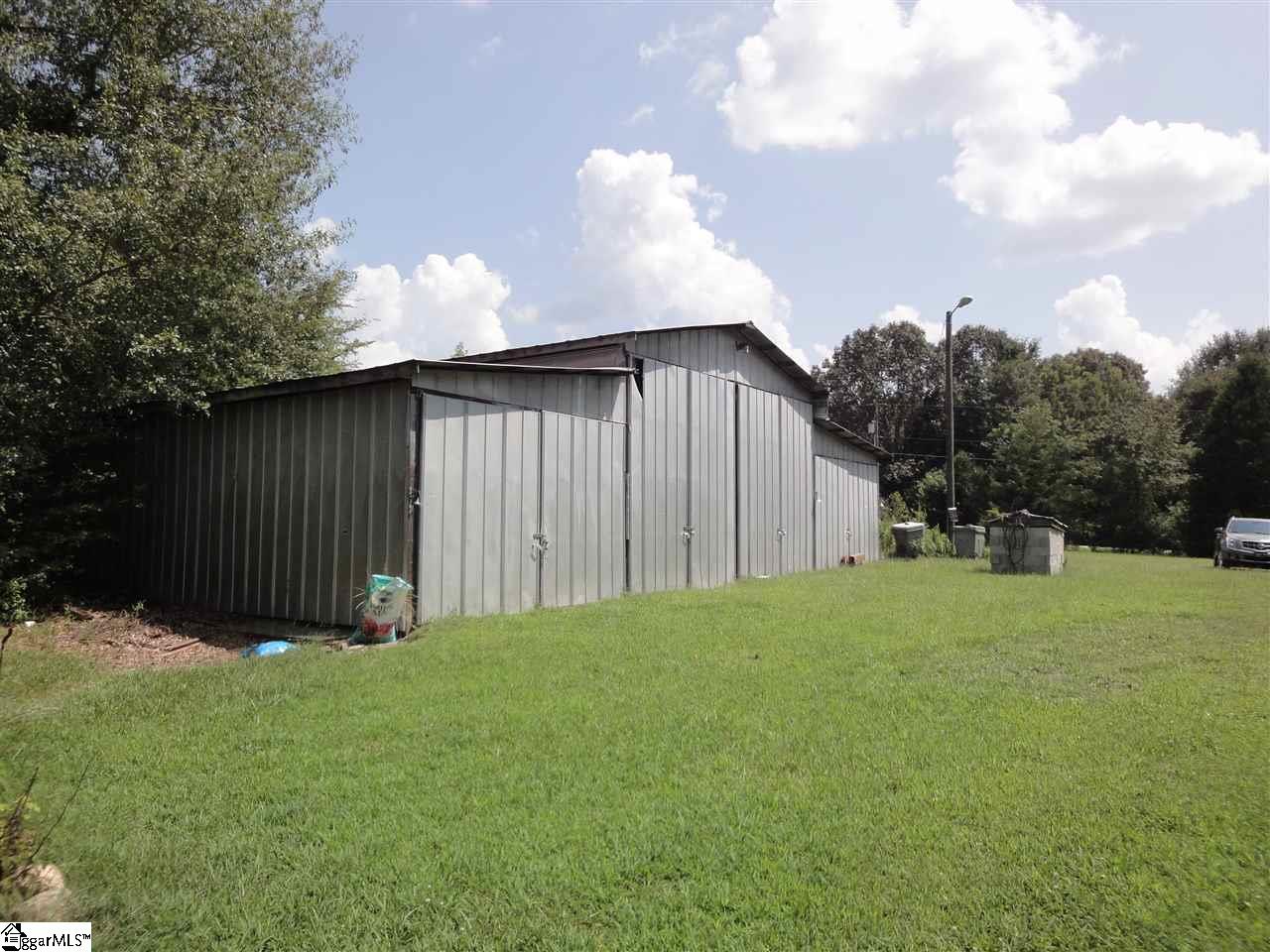 822 Rolling Meadows Road Gray Court, SC 29645 - Photo 4 of 19