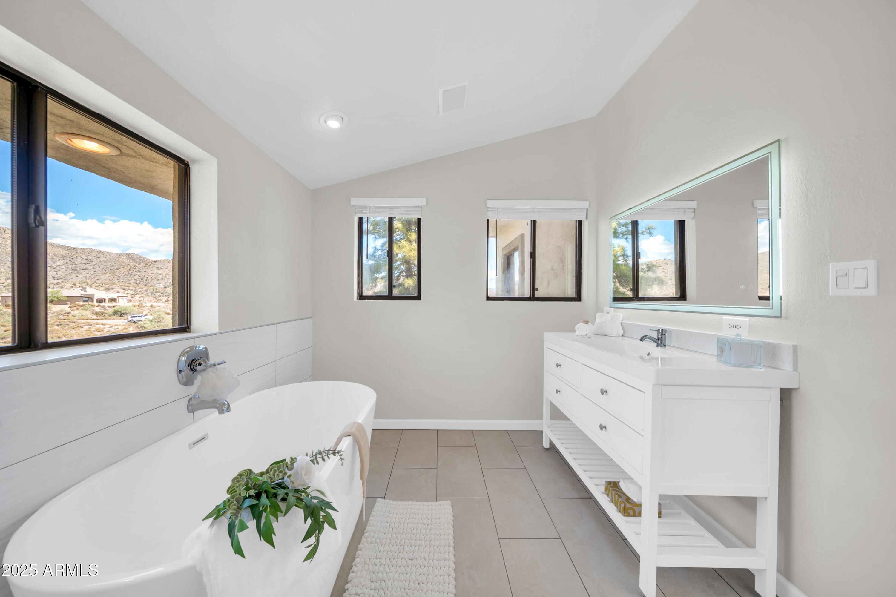 11602 East Manana Road Cave Creek, AZ 85331 - Photo 19 of 45 11602 E Manana Rd-19