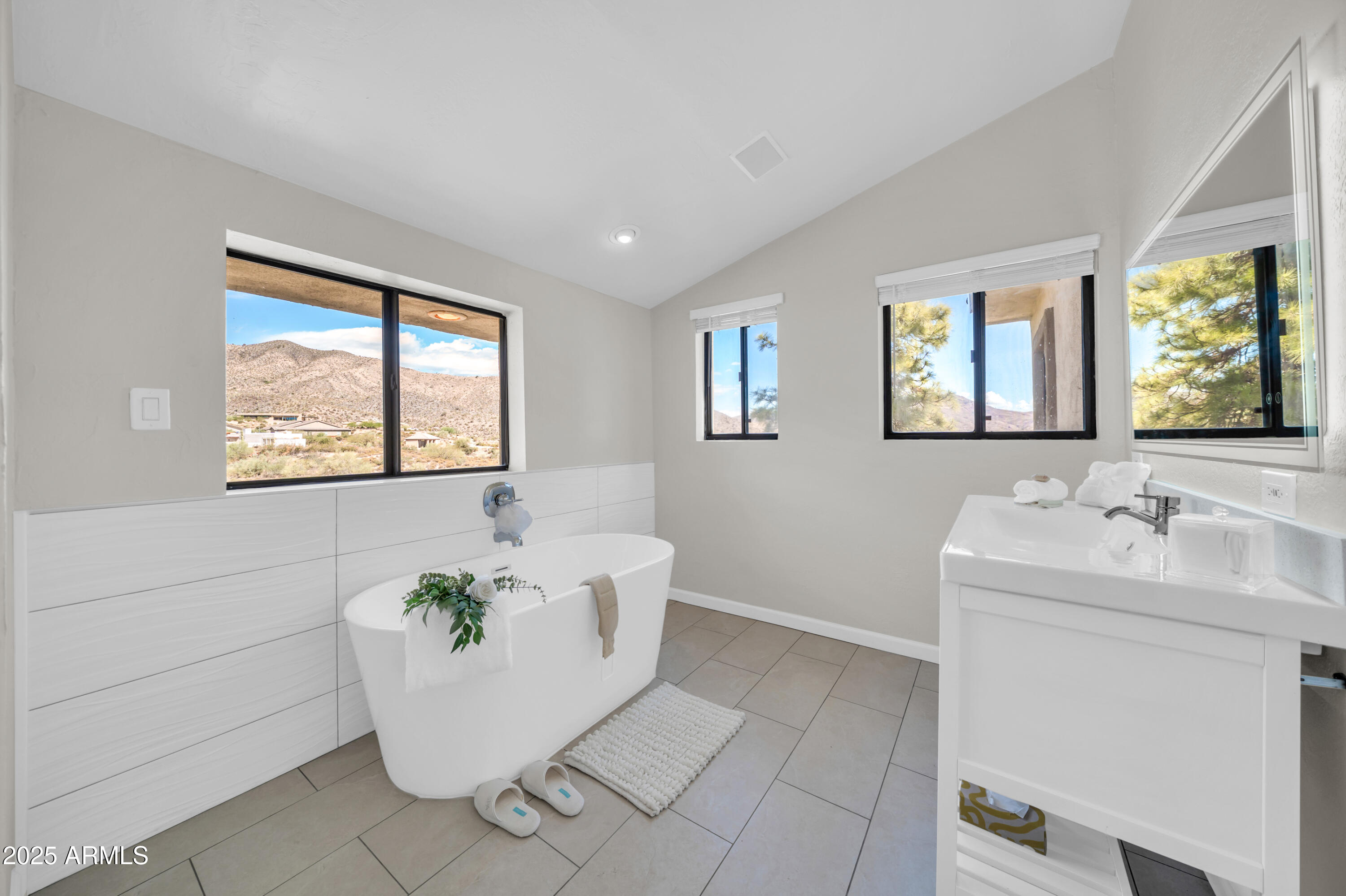 11602 East Manana Road Cave Creek, AZ 85331 - Photo 21 of 45 11602 E Manana Rd-21