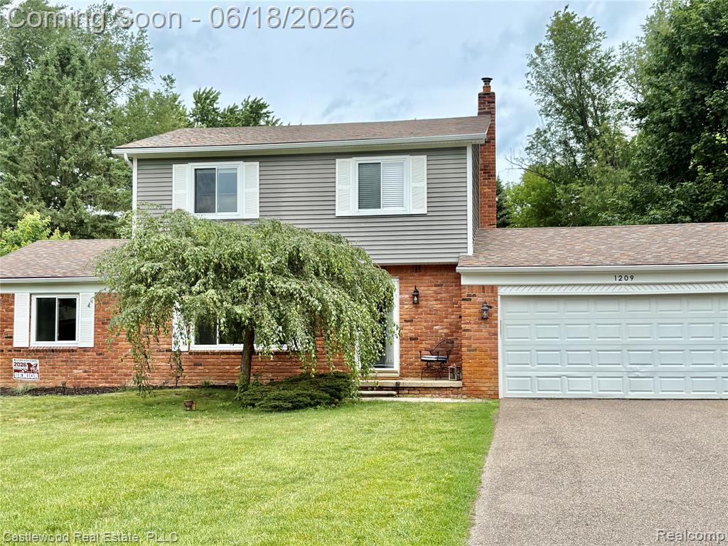 1209 Bay Ridge Drive Highland, MI 48356 - Photo 2 of 32