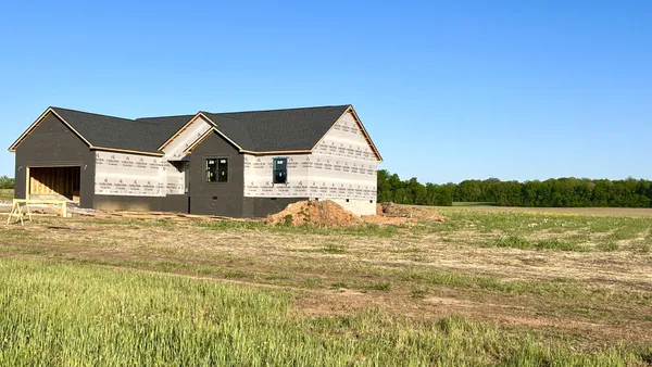 $344,900 | 4000 Davis Mill Road, Trenton, KY 42286