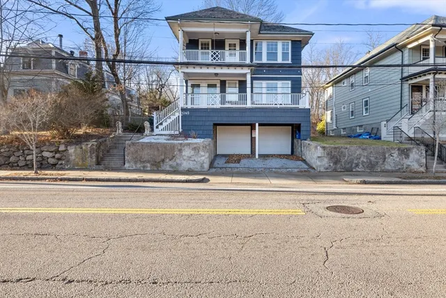 a view of a house with a outdoor space