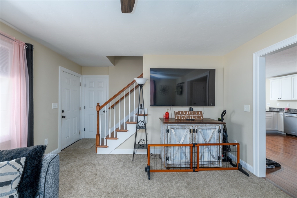 72 New Braintree Road West Brookfield, MA 01585 - Photo 20 of 34