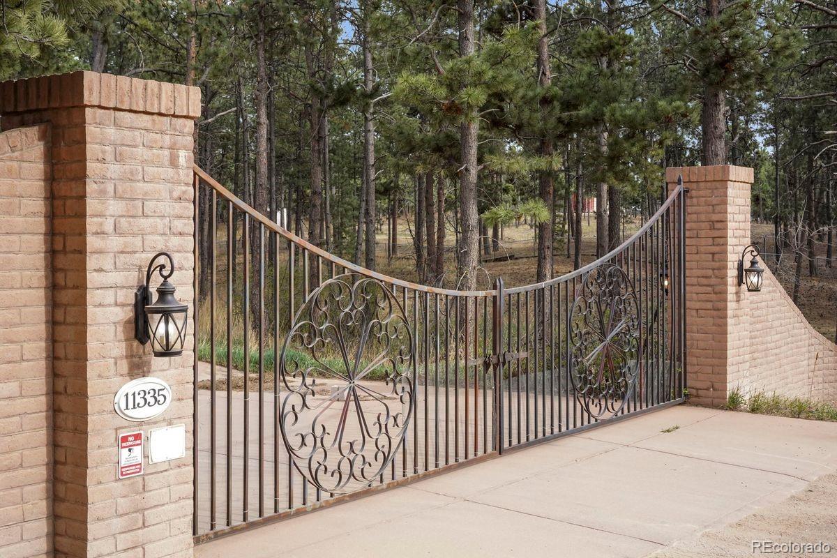11335 Wakely Road Colorado Springs, CO 80908 - Photo 8 of 50