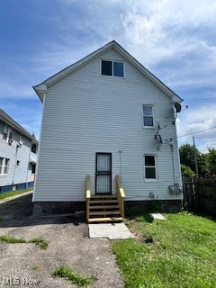 3624 East 118th Street Cleveland, OH 44105 - Photo 49 of 49 Rear view of property with entry steps