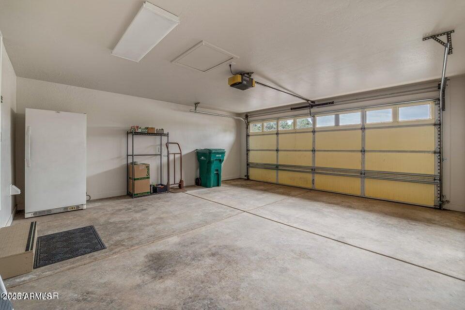 1590 Peterson Road Lakeside, AZ 85929 - Photo 25 of 41 a view of a garage
