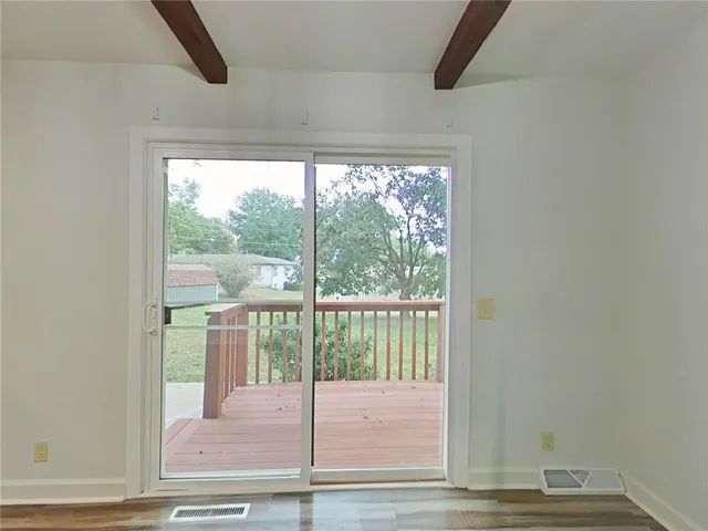 $272,500 | 5304 Frederick Avenue, St. Joseph, MO 64506