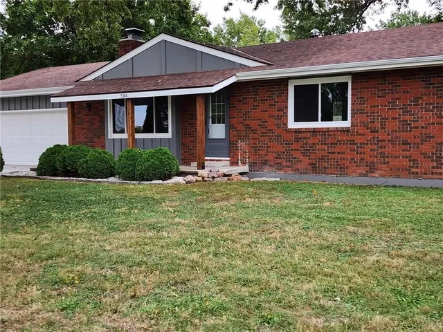 $272,500 | 5304 Frederick Avenue, St. Joseph, MO 64506